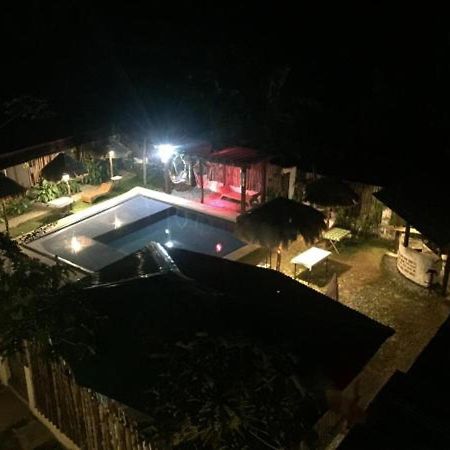 Casa Mia Resort Puerto Galera Kültér fotó